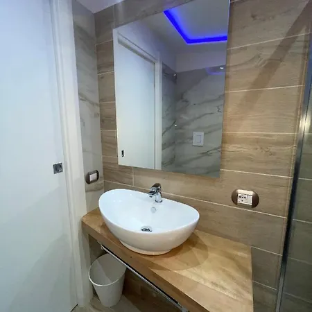 Le Chic Bed and breakfast 5*